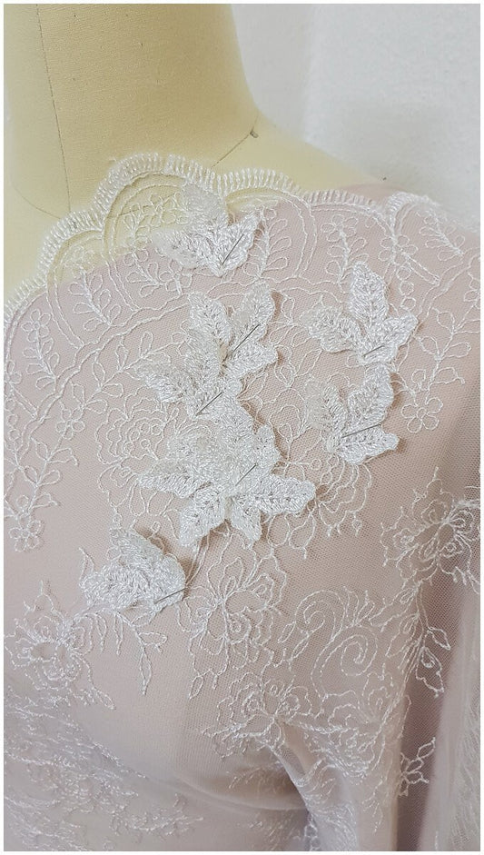 10 pièces. Feuille de dentelle 3D pour la couture/ applique de dentelle 3D/ applique de dentelle de robe de mariée// A17-168