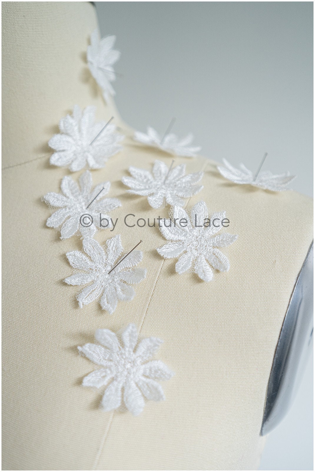 10pcs. Lace flowers for sewing on/ 3D flower lace applique/ wedding dress lace applique/ wedding dress applique// A19-104/2