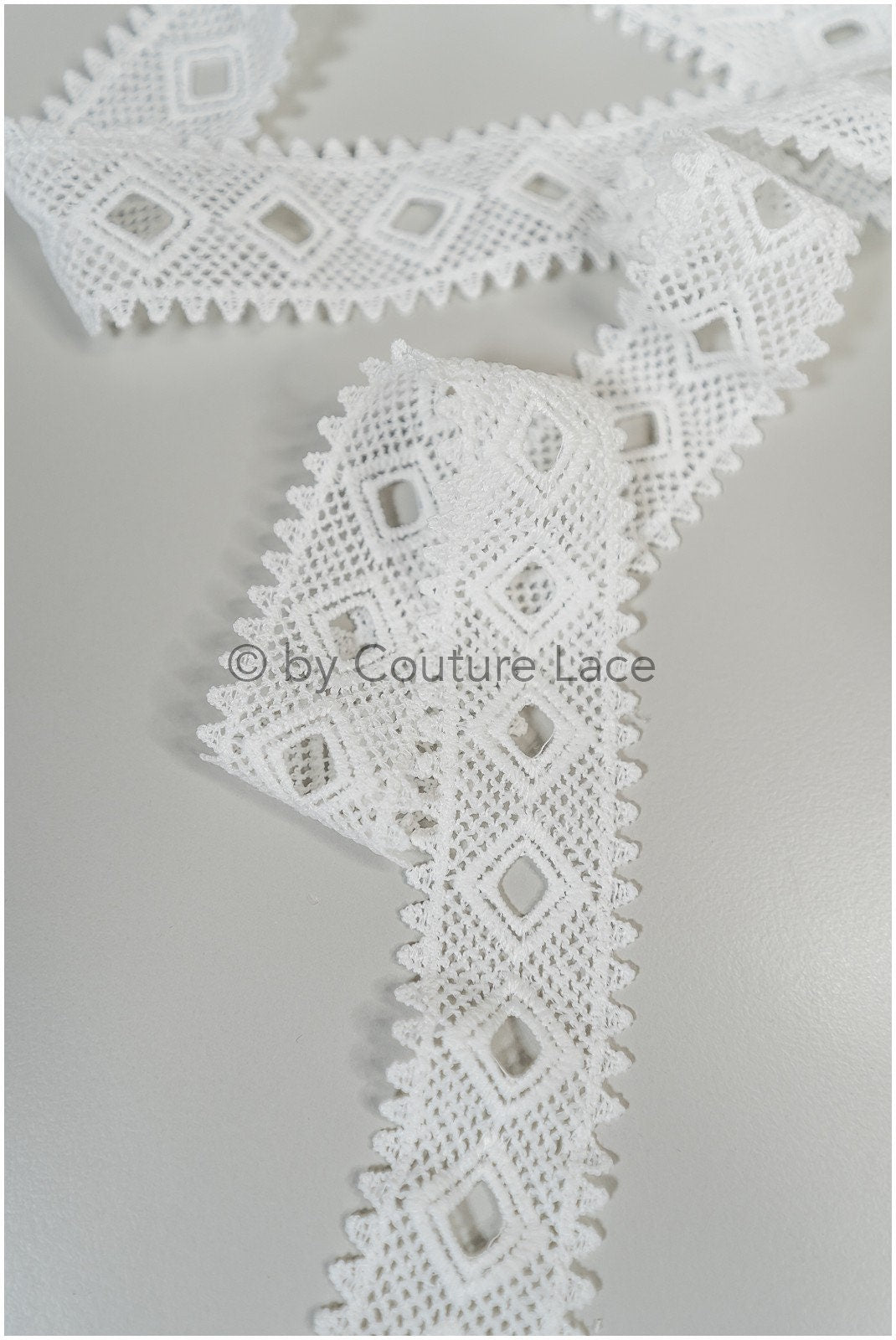 5yds crochet lace trim/ off-white boho trim/ boho lace trim/ bridal boho lace/ guipure lace trim// T20-100