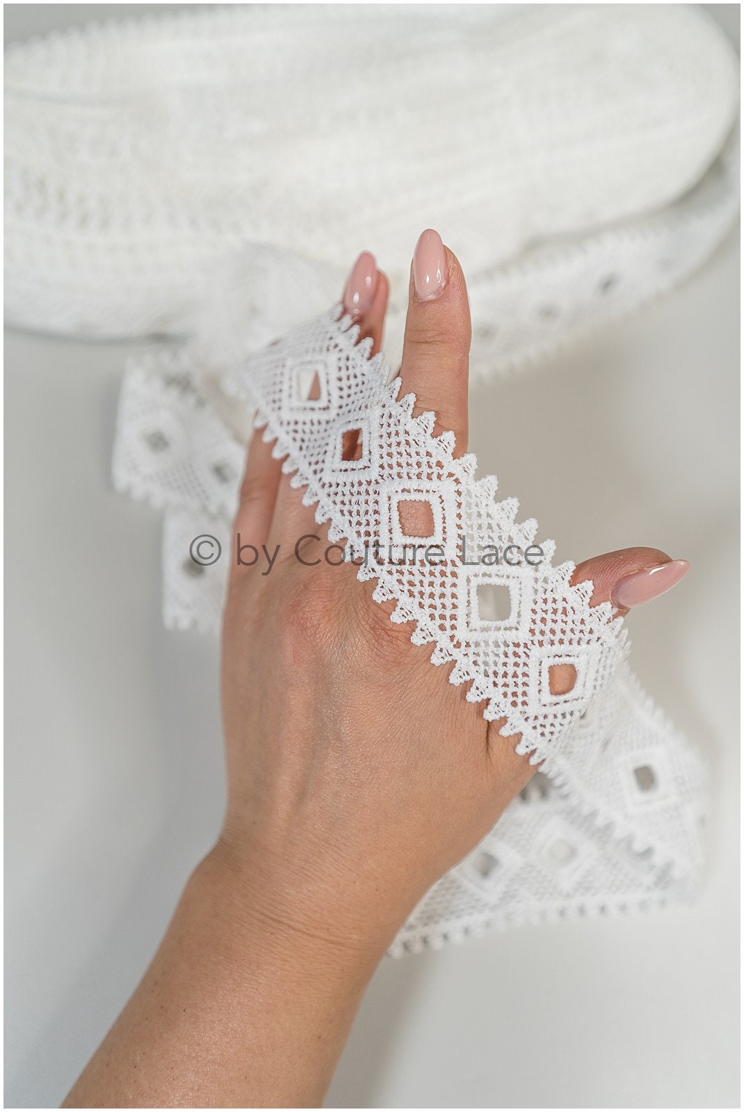 5yds crochet lace trim/ off-white boho trim/ boho lace trim/ bridal boho lace/ guipure lace trim// T20-100