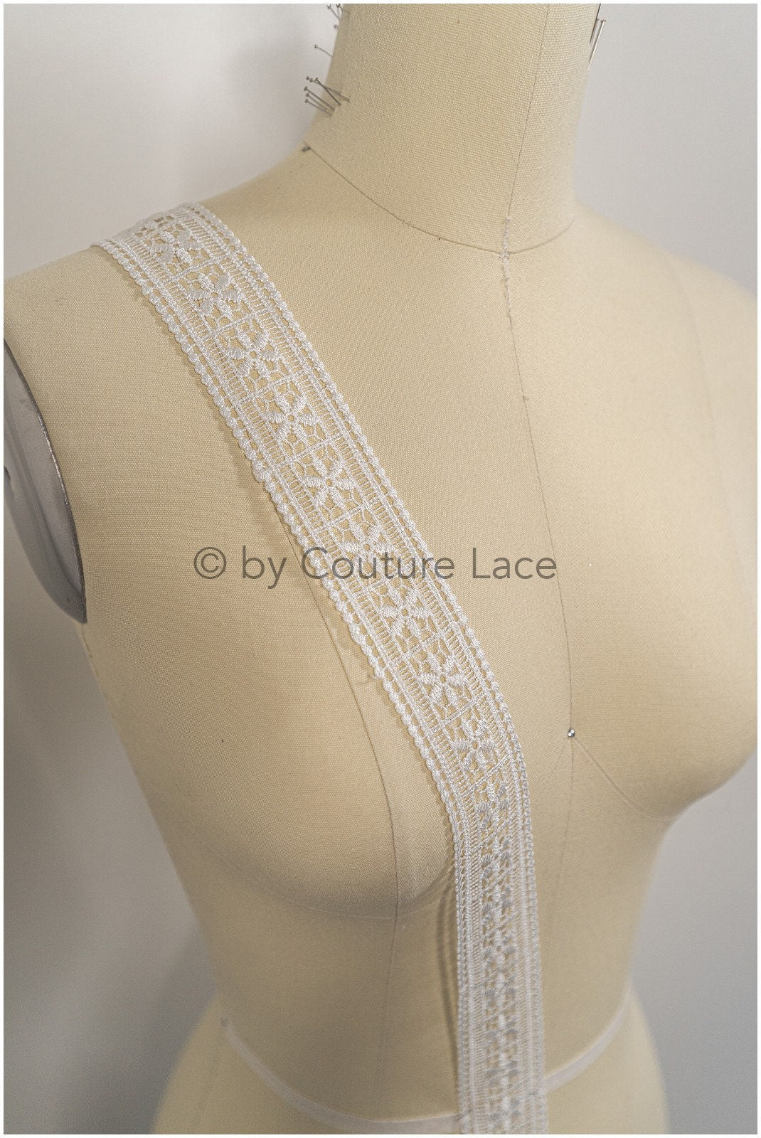 Soft crochet lace trim with geometric pattern/ Off-white guipure lace trim/ Bridal macrame lace trim// T21-128