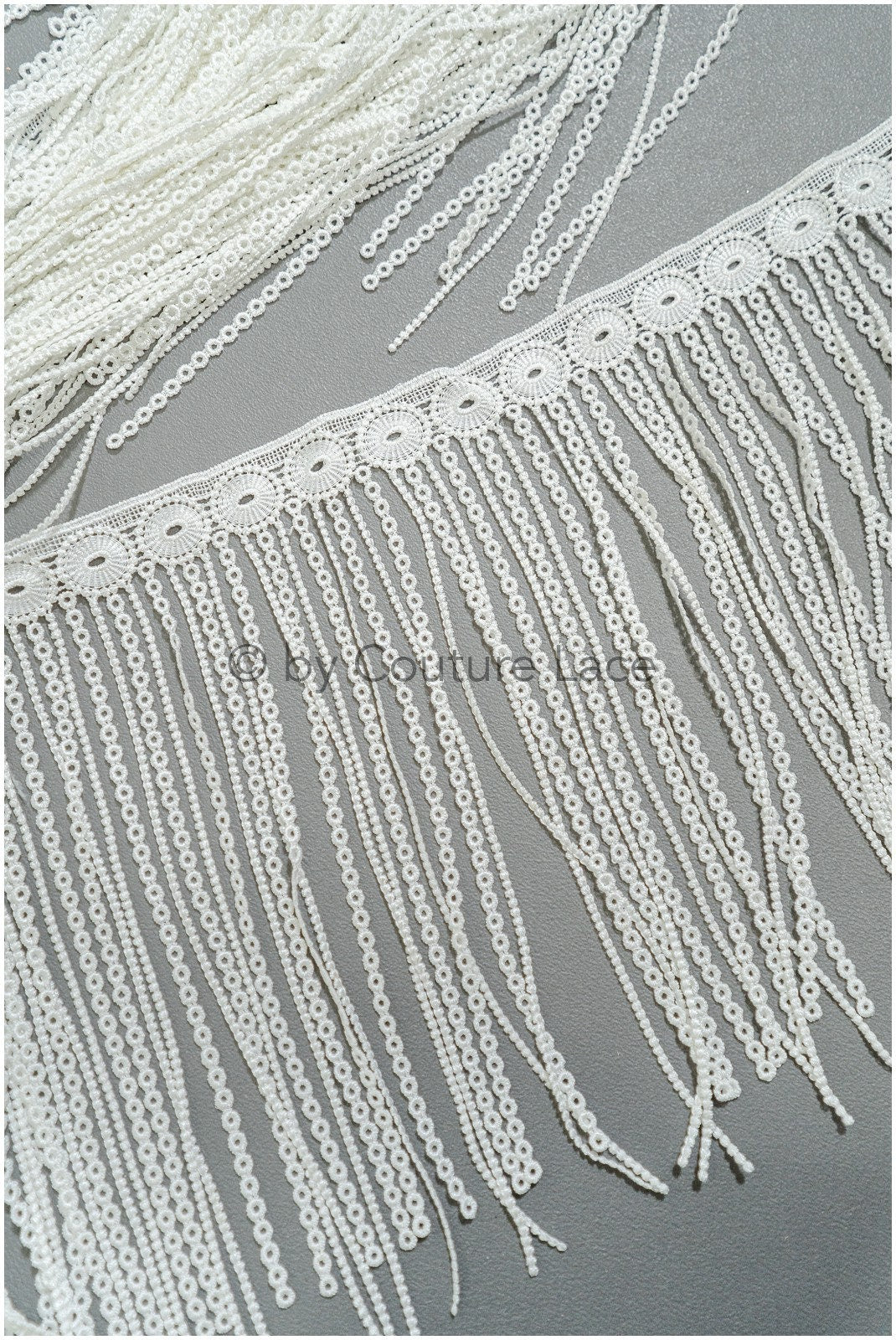 Fringed lace trim off-white/ Boho lace trim/ Crocheted lace trim/ Guipure lace// T21-140