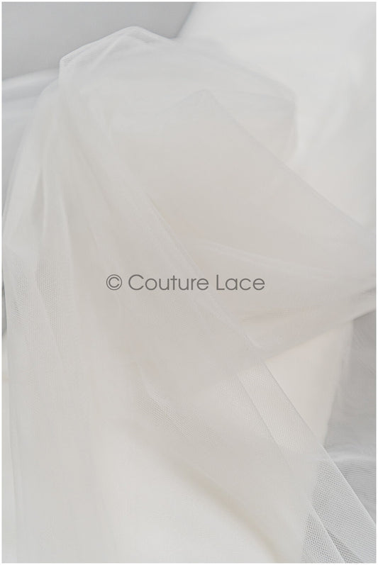 160cm breit - sehr weicher Tüllstoff für Brautschleier & Brautkleider/ weicher Netzstoff/ off-white weiß Schleier Tüll// R-146-18