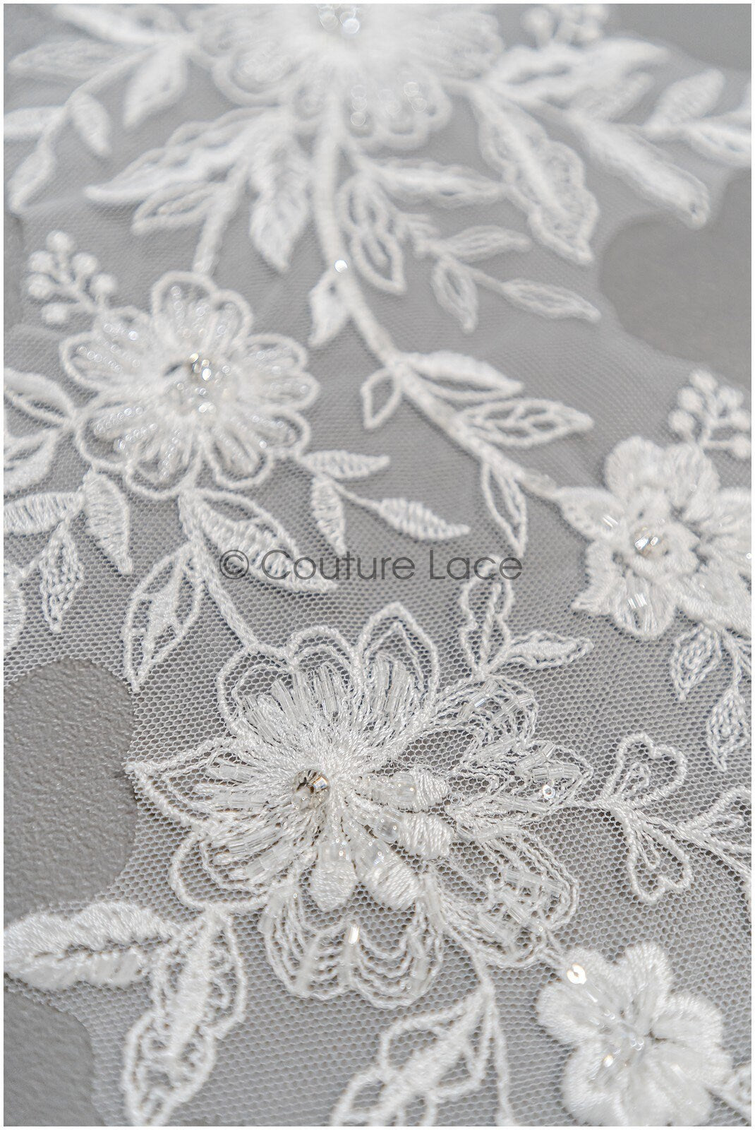 Handgestickte Florale Spitzenapplikation für Brautkleid, Blumenspitze Aufnäher, bestickte Spitzenapplikationen, kordelierte Spitzenapplikationen off-white// A21-199