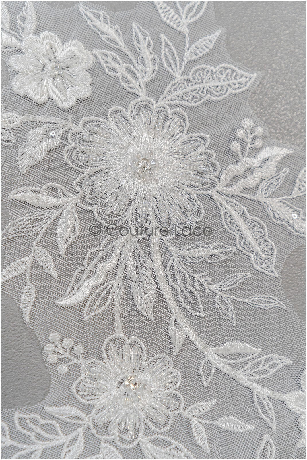 Handgestickte Florale Spitzenapplikation für Brautkleid, Blumenspitze Aufnäher, bestickte Spitzenapplikationen, kordelierte Spitzenapplikationen off-white// A21-199