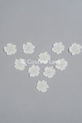 3D-Blumen zum Aufnähen/ 3D-Blüten mit Perlen & Pailletten zum Aufnähen/ off-white Braut-Blumen für Hochzeitskleid// A24-014 (1 Pck = 10 Stk)