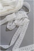 Brautspitze Borte Weiß/ Spitzenborte off-white / Braut Borte/ Spitzenborte für Brautkleid// T24-159