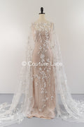Handbestickte 3D-Blumen Braut Spitze Stoff Off-White - Couture Braut Spitze mit Perlen, Straß und 3D blüten// L25-855