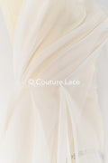 Silky shiny organza fabric – ideal for voluminous wedding dresses, skirts &amp; decoration// R-135