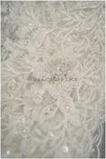 Brautspitze Borte mit Perlen & Pailletten/ Spitzenborte off-white / Braut Borte/ Spitzenborte für Brautkleid// T24-120