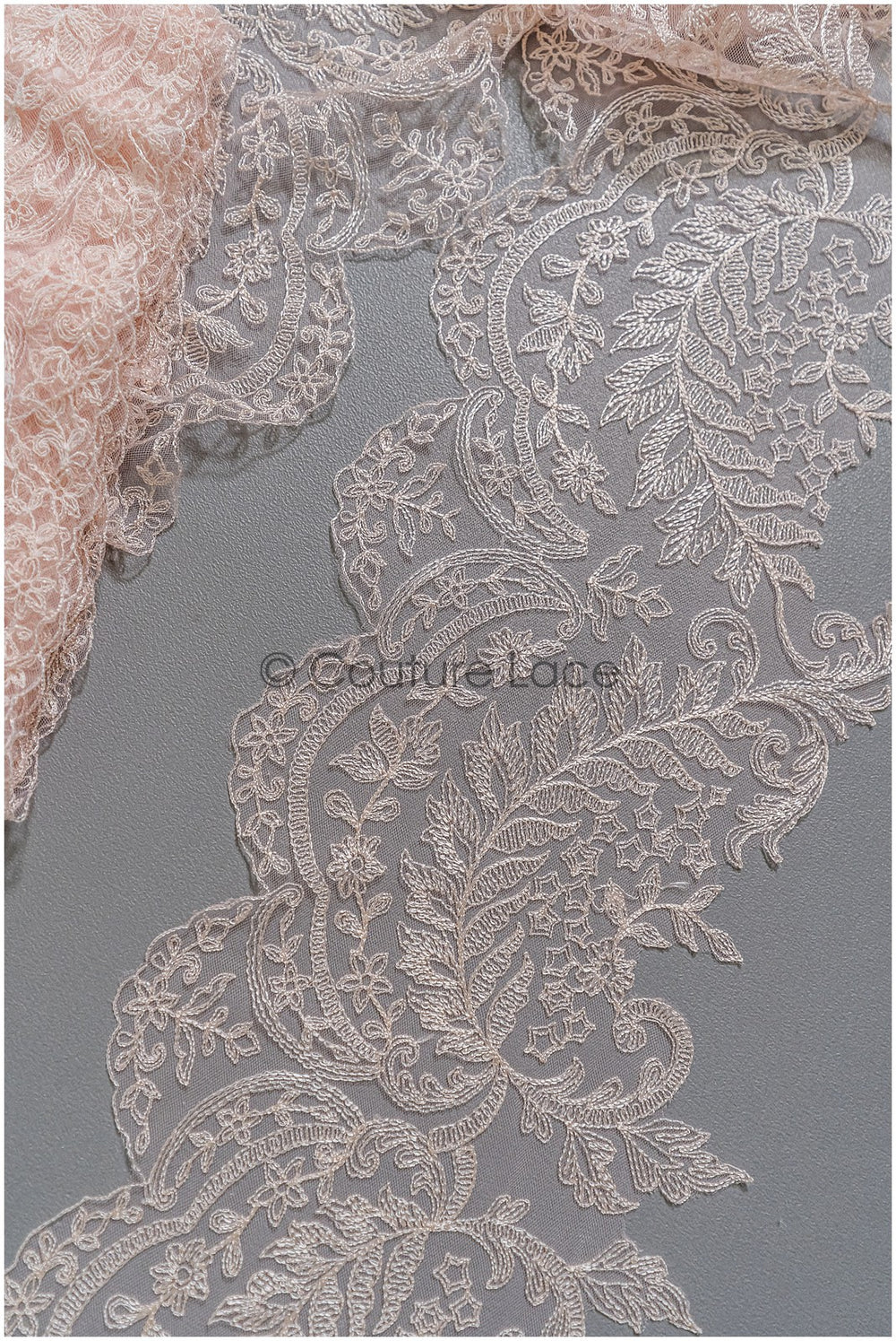 Brautspitze Borte Pfirsich/ Spitzenborte Pfirsich / Spitze Borte/ Spitzenborte für Abendkleid// T24-160
