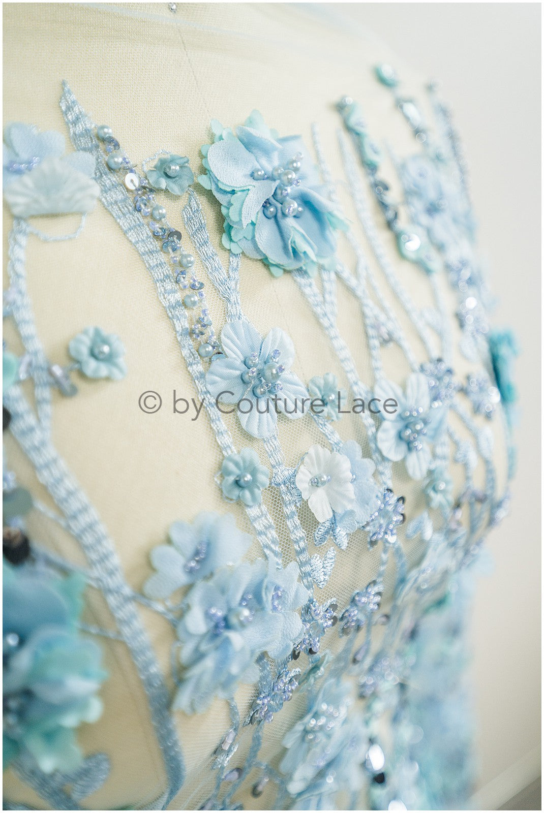 3D Blumen-Spitzenstoff blau/ Französischer Braut-Spitzenstoff/ Romantischer Blumen-Spitzenstoff mit 3D Blumen/ Hochzeitsspitzenstoff// L24-329