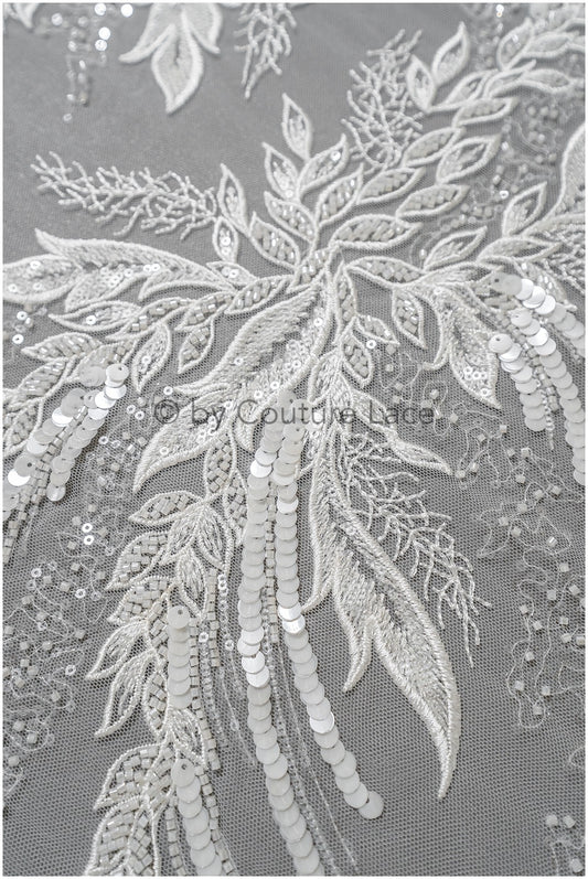 Couture-Spitzenstoff mit Perlen/ floraler Spitzenstoff mit Perlen/ perlenbesetzter Blumen-Spitzenstoff/ L22-506
