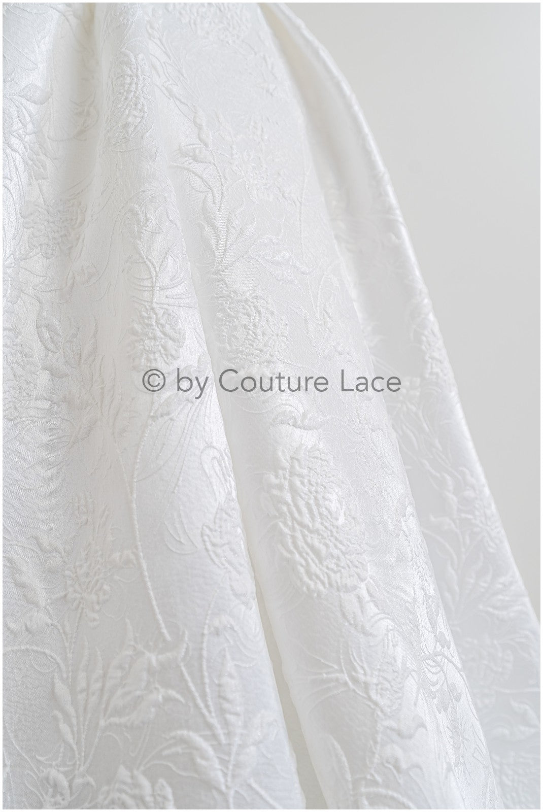 Jacquard nupcial con motivo floral – Off-White, elegante jacquard satinado // R-041