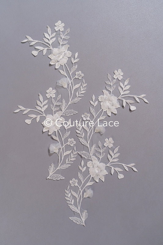 3D flower appliqués for wedding dresses // A25-473
