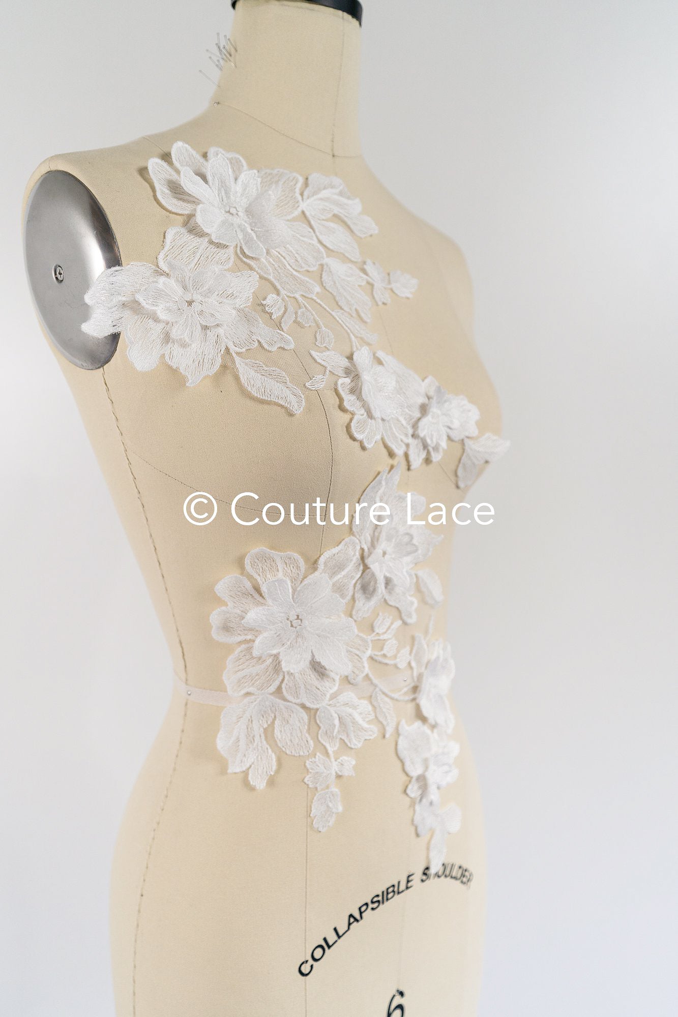 Romantic 3D flower appliqués for wedding dresses/ bridal lace flowers // A25-478