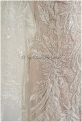 Couture-Spitzenstoff mit Perlen/ floraler Spitzenstoff mit Perlen/ perlenbesetzter Blumen-Spitzenstoff/ L22-506