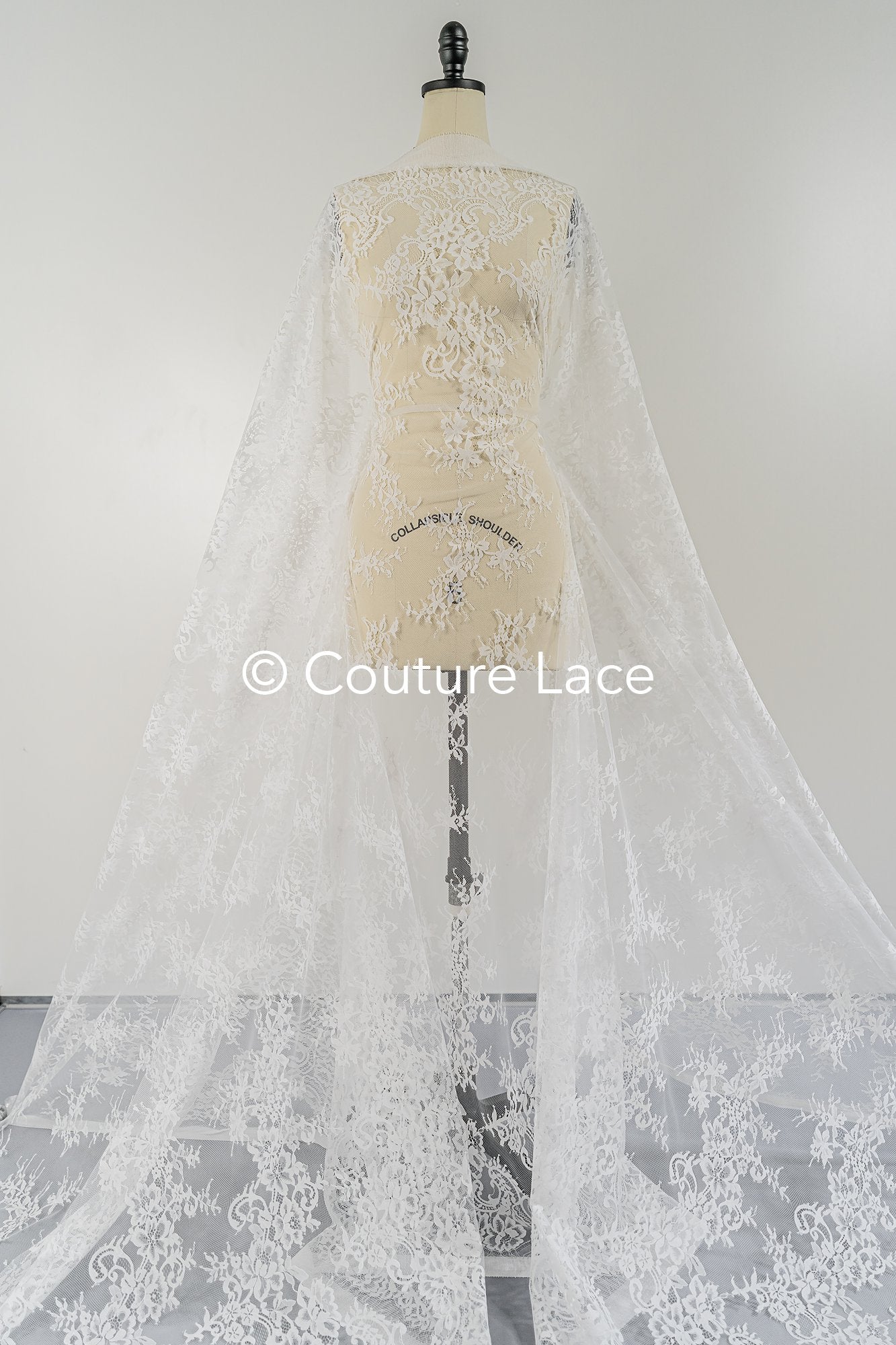 3 mètres de dentelle florale française / Dentelle florale française pour mariée // L25-752