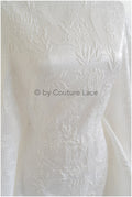 Jacquard nupcial con motivo floral – Off-White, elegante jacquard satinado // R-041