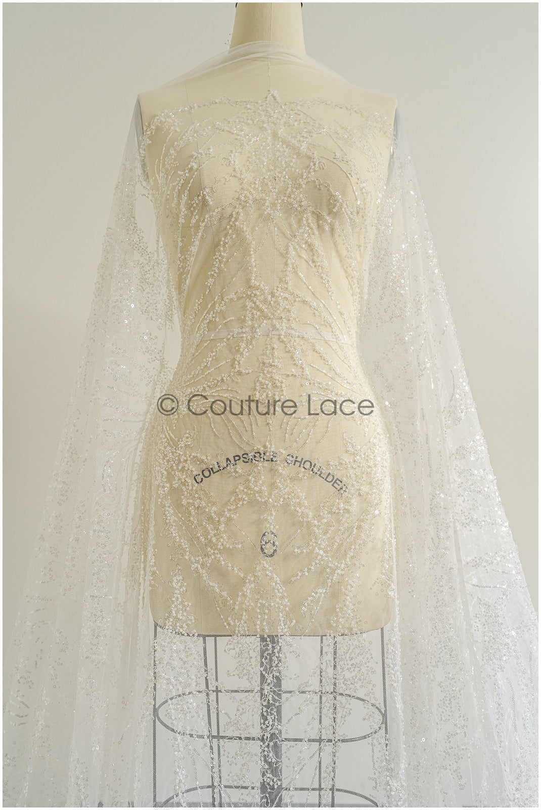 Wunderschöner Perlen-Spitzenstoff mit Linien, Couture-Spitzenstoff mit Perlen und Pailletten, Brautspitze mit Zweigen und Linien// L22-473