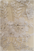 Brautspitze Borte mit Perlen & Pailletten/ Spitzenborte off-white / Braut Borte/ Spitzenborte für Brautkleid// T24-121