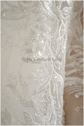 Couture-Spitzenstoff mit Perlen/ floraler Spitzenstoff mit Perlen/ perlenbesetzter Blumen-Spitzenstoff/ L22-506