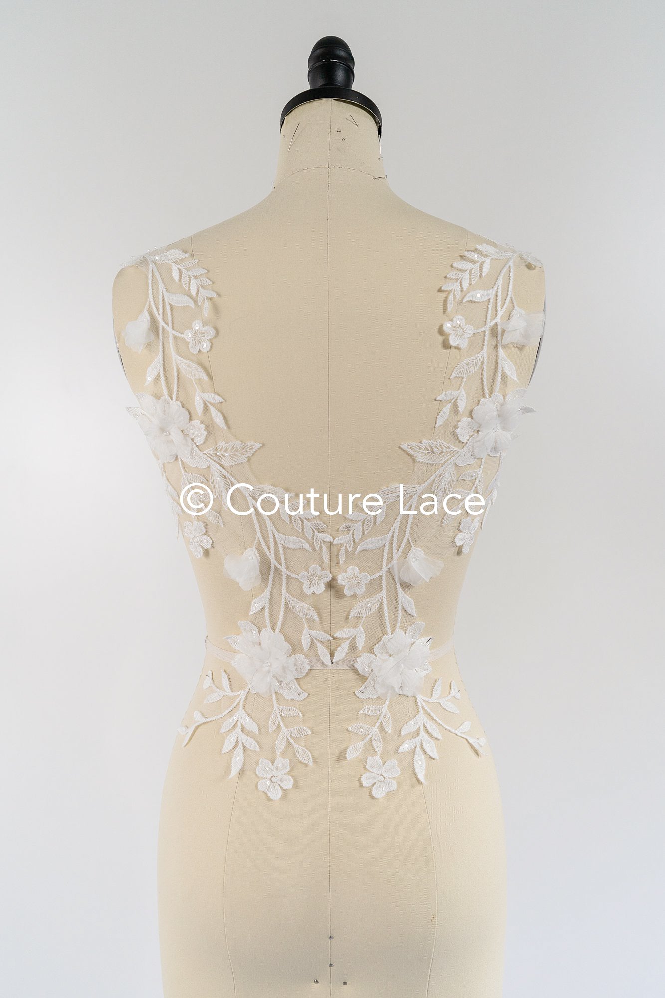 3D Blumen Applikationen für Brautkleider // A25-473