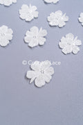 3D-Blumen zum Aufnähen/ 3D-Blüten mit Perlen & Pailletten zum Aufnähen/ off-white Braut-Blumen für Hochzeitskleid// A24-007 (1Pck=10 Stk)