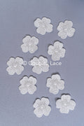 3D-Blumen zum Aufnähen/ 3D-Blüten mit Perlen & Pailletten zum Aufnähen/ off-white Braut-Blumen für Hochzeitskleid// A24-043 (1 Pck = 10 Stk)