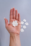 3D-Blumen zum Aufnähen/ 3D-Blüten mit Perlen & Pailletten zum Aufnähen/ off-white Braut-Blumen für Hochzeitskleid// A24-043 (1 Pck = 10 Stk)