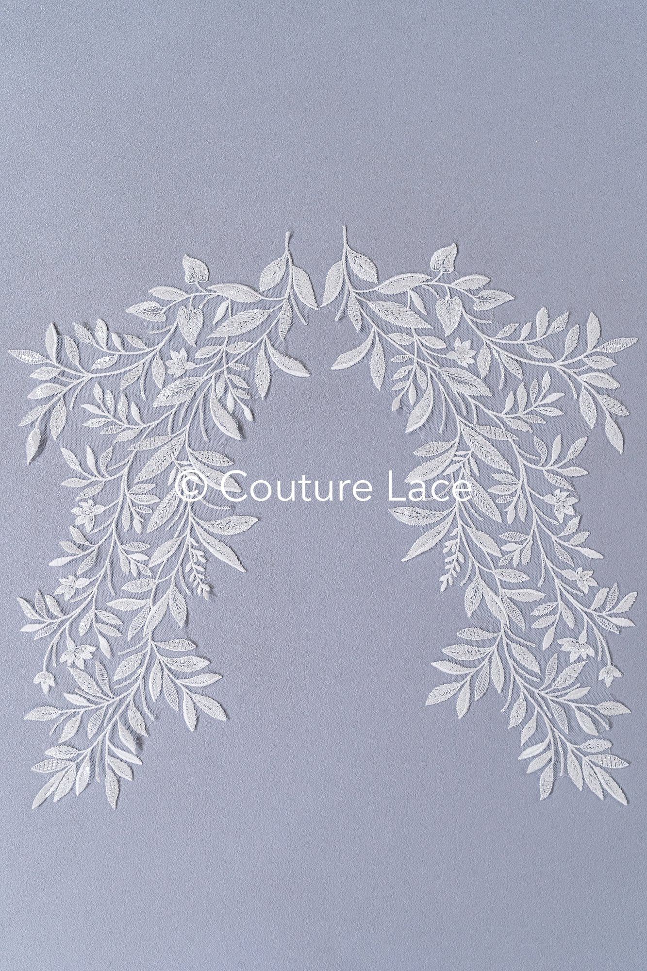 Applikation weiß mit Perlen & Pailletten/ Hochzeitskleid Spitzenapplikation/ Braut Applikation// A24-061