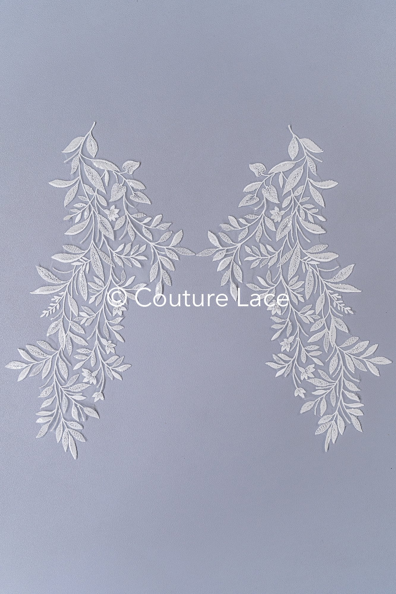 Applikation weiß mit Perlen & Pailletten/ Hochzeitskleid Spitzenapplikation/ Braut Applikation// A24-061