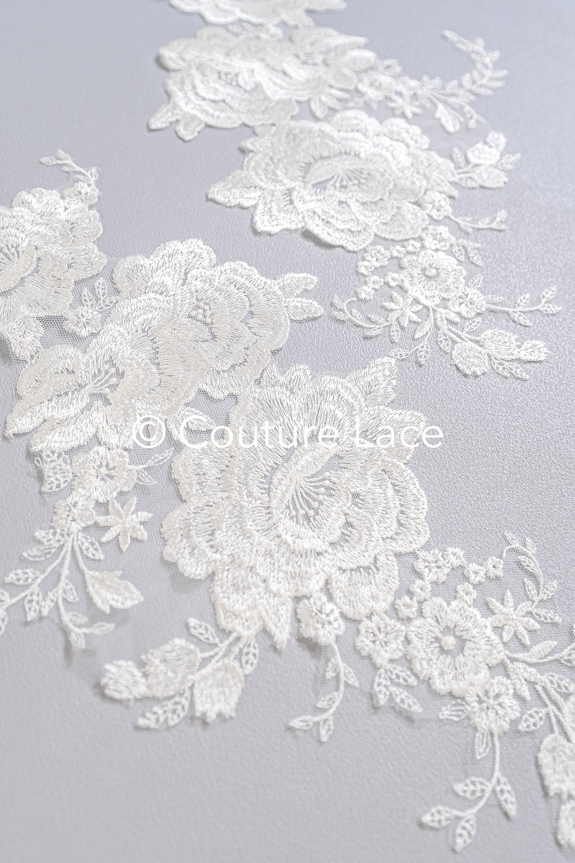 Applikation weiß/ florale Hochzeitskleid Spitzenapplikation/ Braut Applikation// A24-093