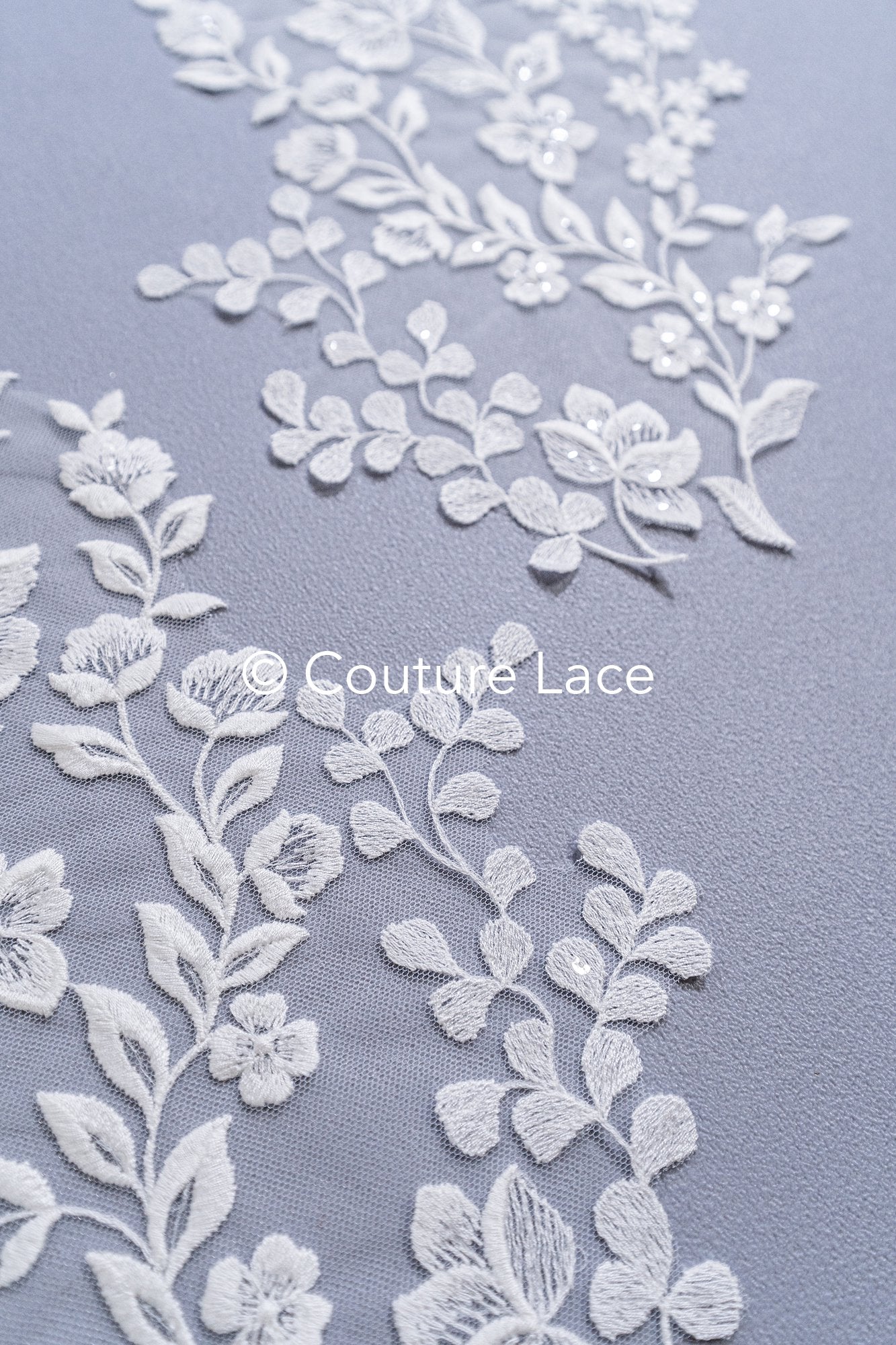 Romantische Applikation weiß / florale Hochzeitskleid Spitzenapplikation mit Pailletten/ Braut Applikation// A24-171B