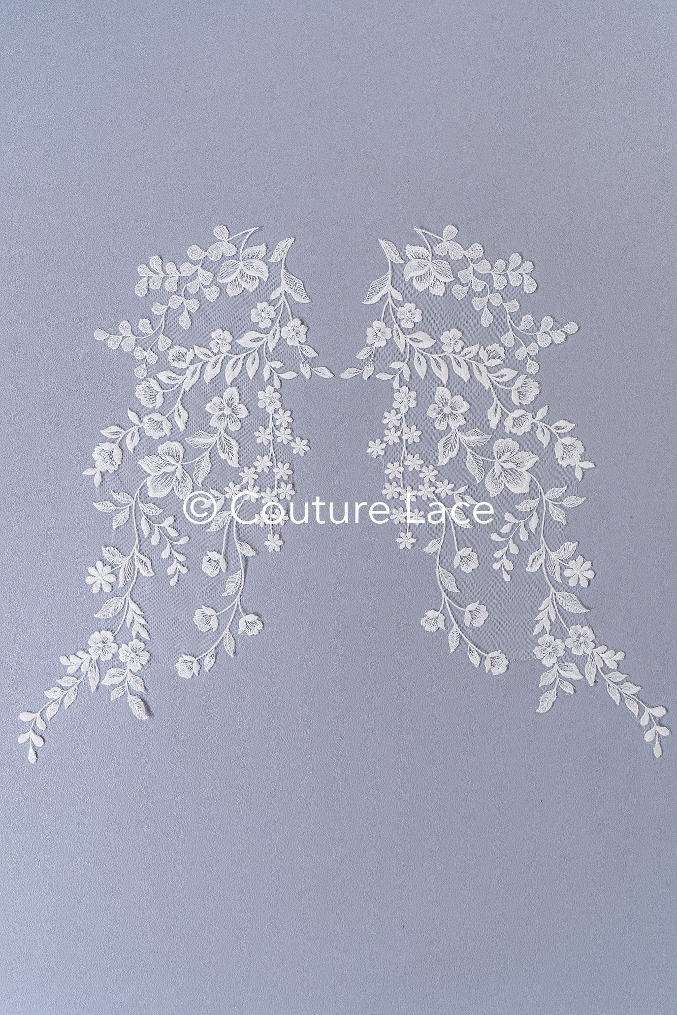 Romantische Applikation weiß / florale Hochzeitskleid Spitzenapplikation mit Pailletten/ Braut Applikation// A24-171B