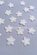 3D-Blumen zum Aufnähen/ 3D-Blüten mit Perlen & Pailletten zum Aufnähen/ off-white Braut-Blumen für Hochzeitskleid// A24-374 (1Pck=20 Stk)