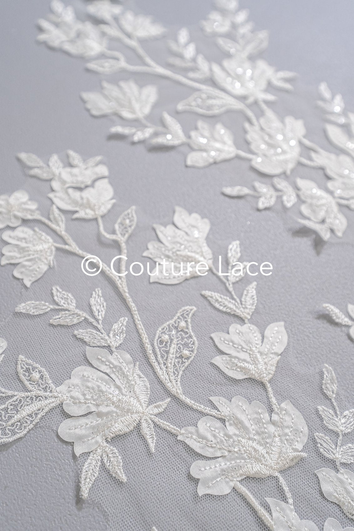 Romantische Applikation off-white/ Brautapplikation mit Blumen/ Brautkleid Spitzenapplikation/ Brautspitze Applikation// A24-376