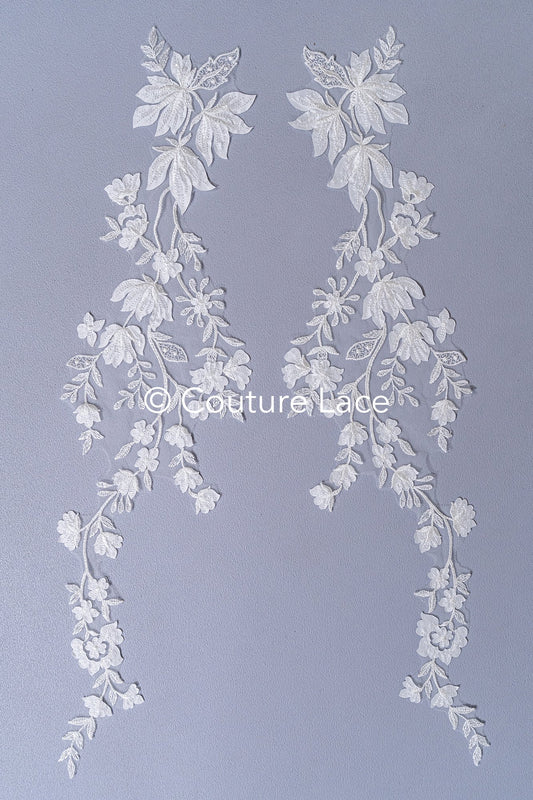 Romantische Applikation off-white/ Brautapplikation mit Blumen/ Brautkleid Spitzenapplikation/ Brautspitze Applikation// A24-378