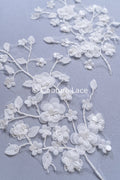 Romantische Applikation off-white/ Brautapplikation mit 3D Blumen & Perlen/ Brautkleid Spitzenapplikation/ Blumen Brautspitze Applikation// A24-382