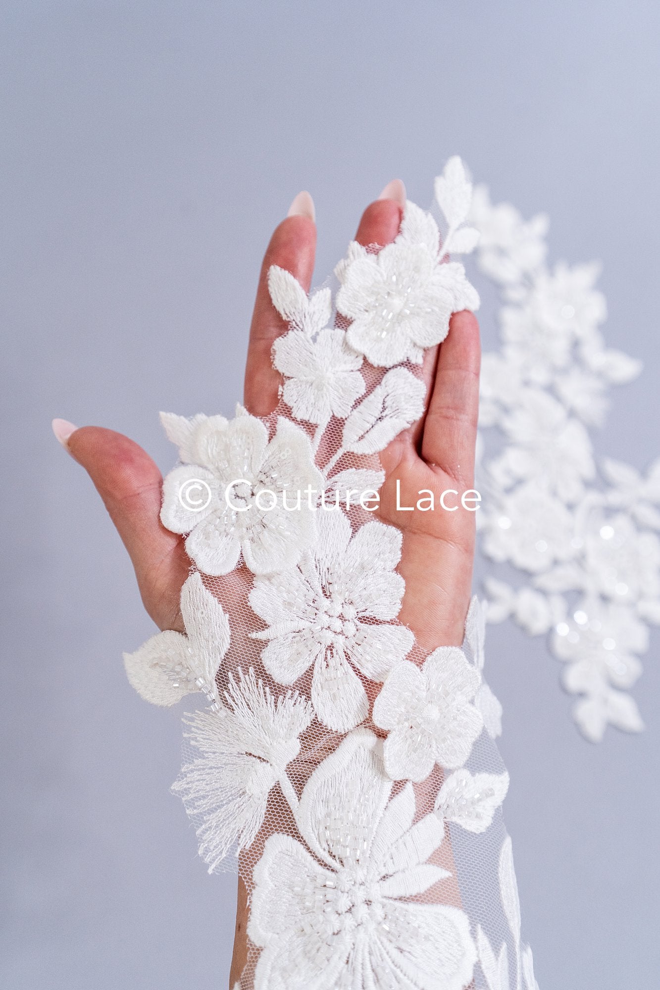 Romantische Applikation off-white/ Brautapplikation mit 3D Blumen & Perlen/ Brautkleid Spitzenapplikation/ Blumen Brautspitze Applikation// A24-383