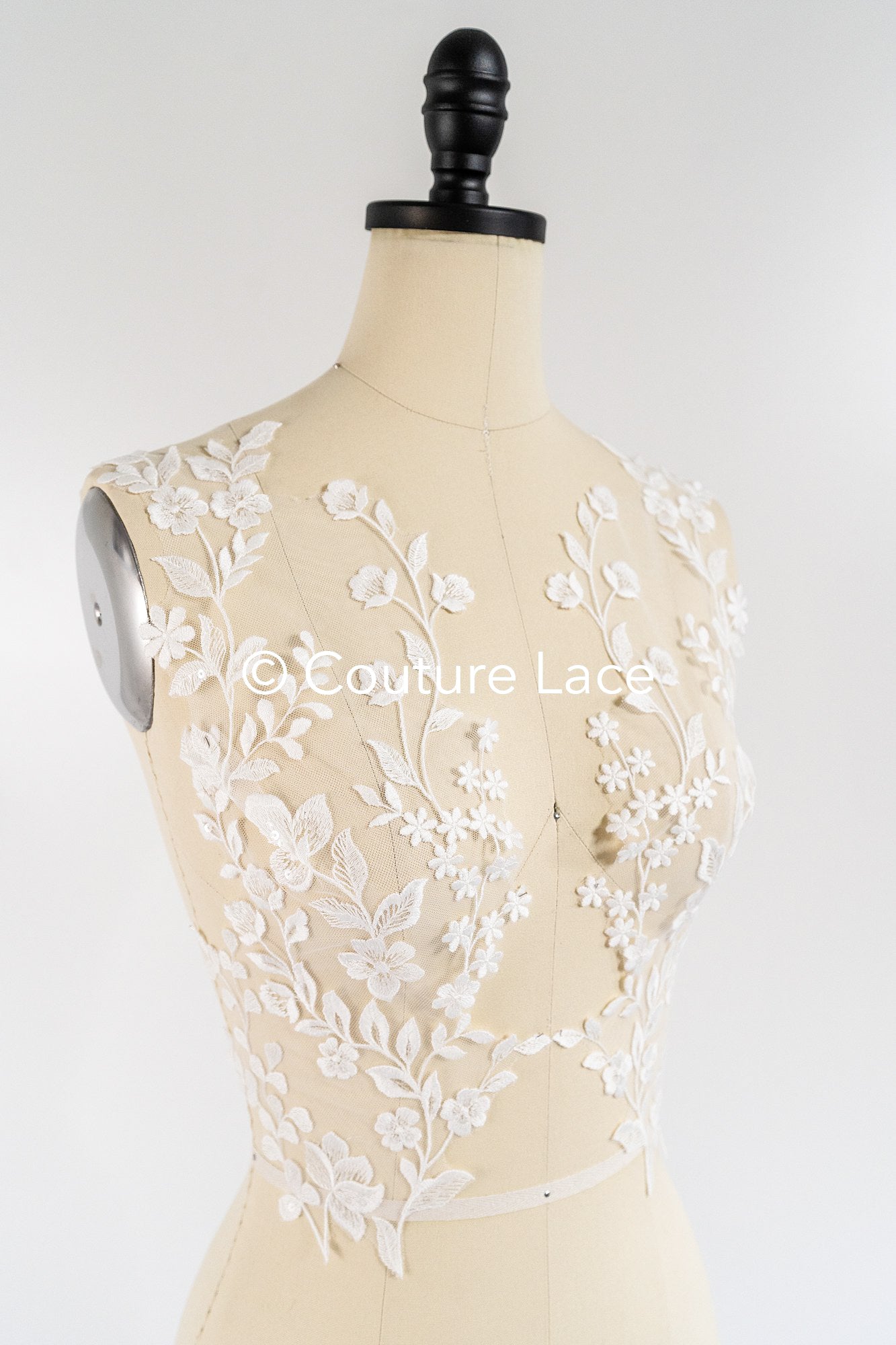 Romantische Applikation weiß / florale Hochzeitskleid Spitzenapplikation mit Pailletten/ Braut Applikation// A24-171B