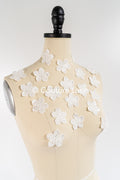 3D Blumen zum Aufnähen/ Brautblume mit Perlen und Pailletten/ 3D Blumen für das Brautkleid// A24-375 (1Pck=20 Stk)