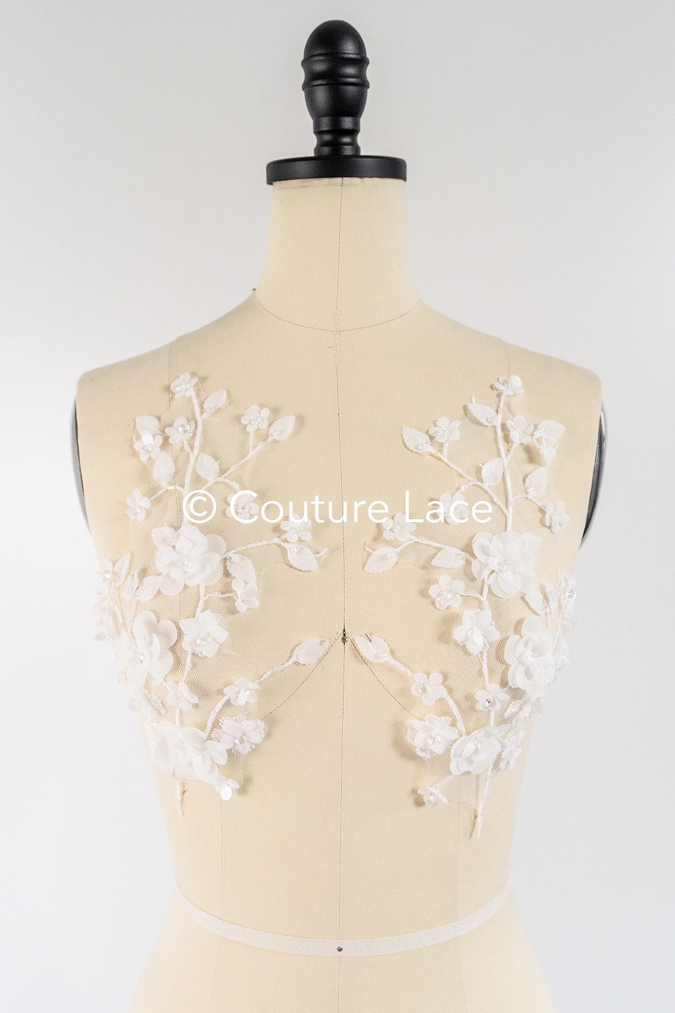 Romantische Applikation off-white/ Brautapplikation mit 3D Blumen & Perlen/ Brautkleid Spitzenapplikation/ Blumen Brautspitze Applikation// A24-382