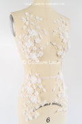 Romantische Applikation off-white/ Brautapplikation mit 3D Blumen & Perlen/ Brautkleid Spitzenapplikation/ Blumen Brautspitze Applikation// A24-382