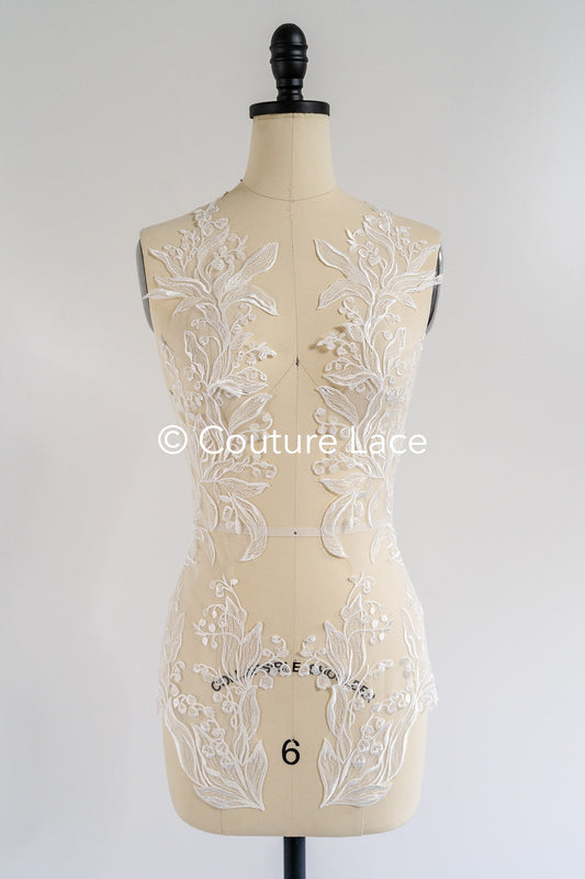 Romantische Applikation off-white/ Brautapplikation mit Blumen/ Brautkleid Spitzenapplikation/ Blumen Brautspitze Applikation// A24-387