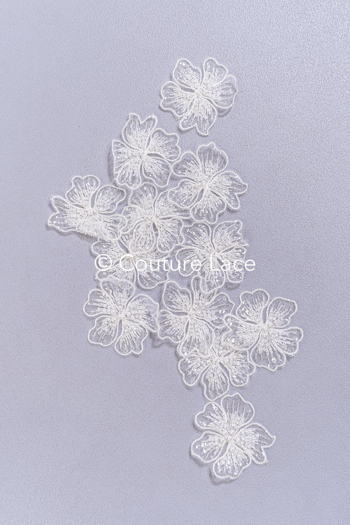 40Stk. Spitzenblumen zum Aufnähen/ 3D Blumen Spitzenapplikation/ Hochzeitskleid Spitzenapplikation/ Braut Spitze// A26-454