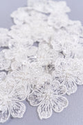 40pcs. Fleurs en dentelle à coudre/ Applique en dentelle fleur 3D/ Applique en dentelle pour robe de mariée/ Dentelle de mariée// A26-455