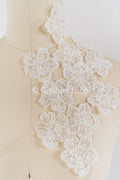40pcs. Fleurs en dentelle à coudre/ Applique en dentelle fleur 3D/ Applique en dentelle pour robe de mariée/ Dentelle de mariée// A26-455