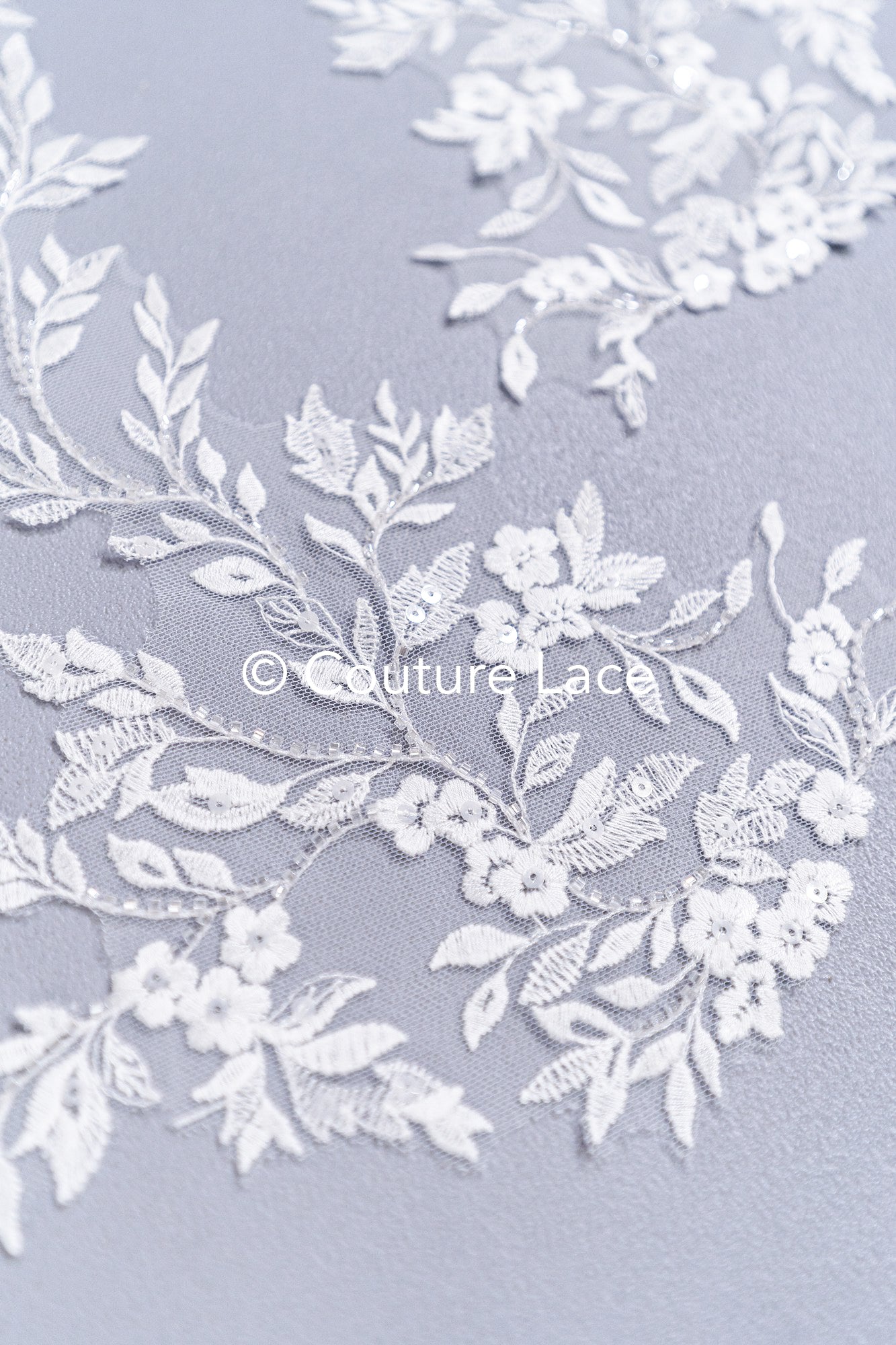 Perlenmuster aus Blumenspitze für das Brautkleid/zarte Spitzenapplikationen für das Brautkleid/perlenbesetzte Spitzenaufnäher für das Brautkleid// A24-461