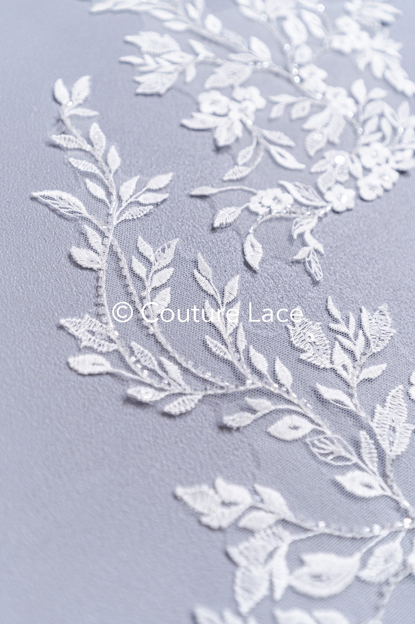 Perlenmuster aus Blumenspitze für das Brautkleid/zarte Spitzenapplikationen für das Brautkleid/perlenbesetzte Spitzenaufnäher für das Brautkleid// A24-461